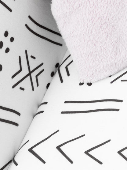 SoftMicro Etnik Desenli Boho 180x220 cm  Koltuk Örtüsü Şalı, Kanepe Örtüsü, Tv Battaniyesi Siyah Beyaz