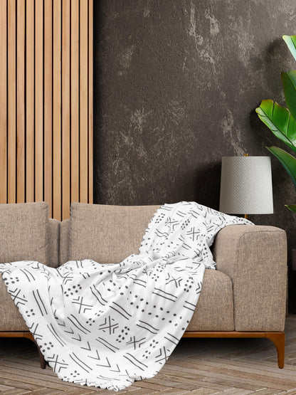 SoftMicro Etnik Desenli Boho 180x300 cm  Koltuk Örtüsü Şalı, Kanepe Örtüsü, Tv Battaniyesi Siyah Beyaz