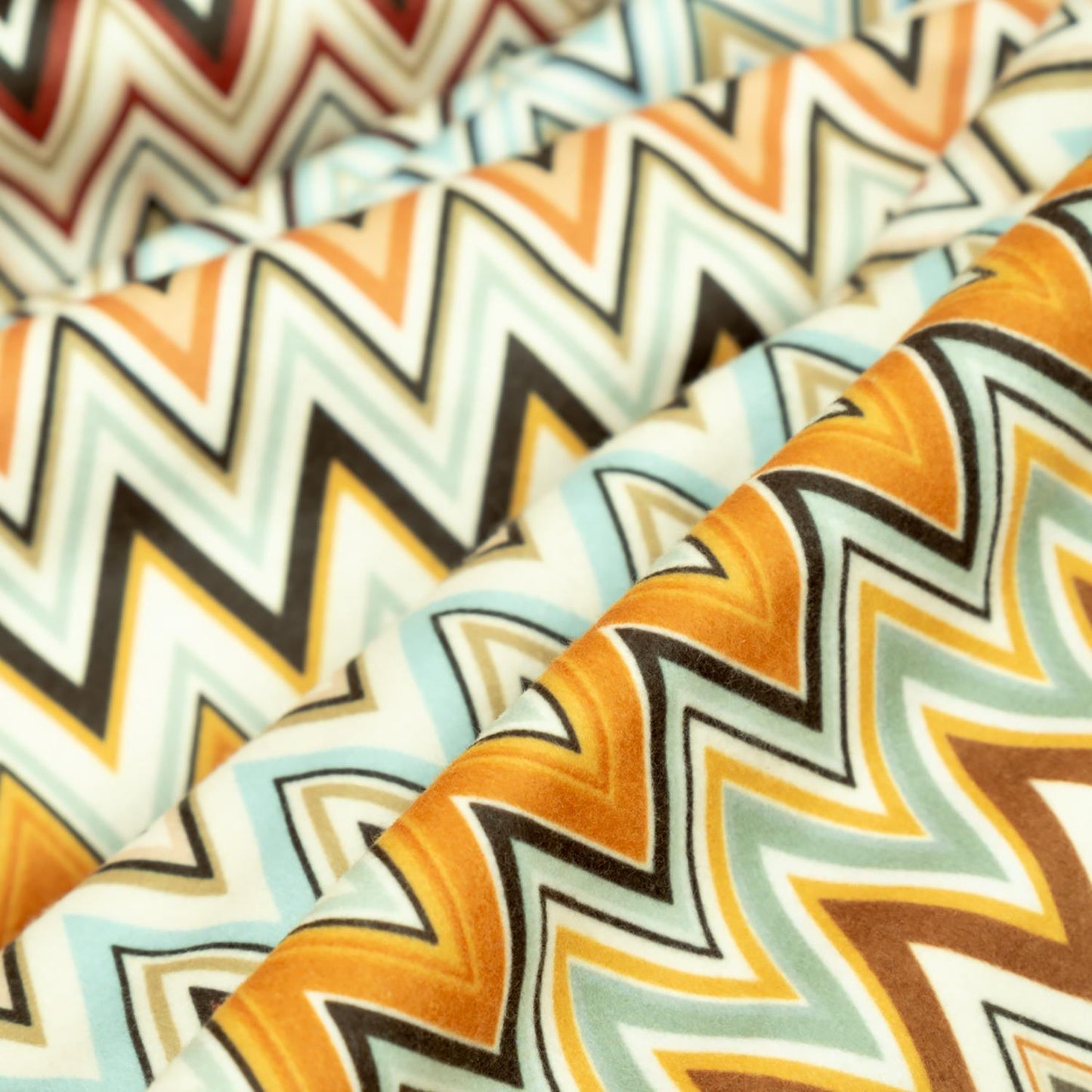 SoftMicro Missoni Zikzak Desenli 130x180 cm Koltuk Örtüsü Şal, Kanepe Örtüsü, Tv Battaniyesi Çok Renkli