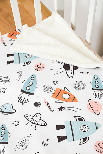 Yumuşak Bebek Battaniyesi Küçük Astronot Uzay Temalı Kuzu Tüyü Battaniye 80x100 cm LTD9102